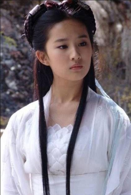 网红和刘亦菲,美丽与人气并存的传奇